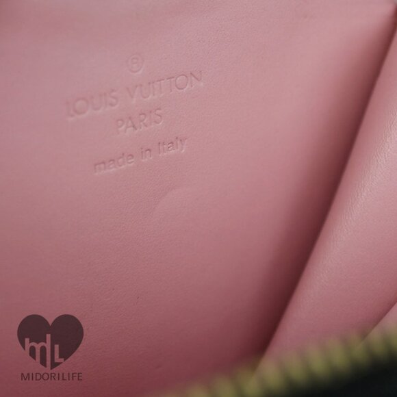 LOUIS VUITTON Heart Coin Purse - Picture 12 of 15
